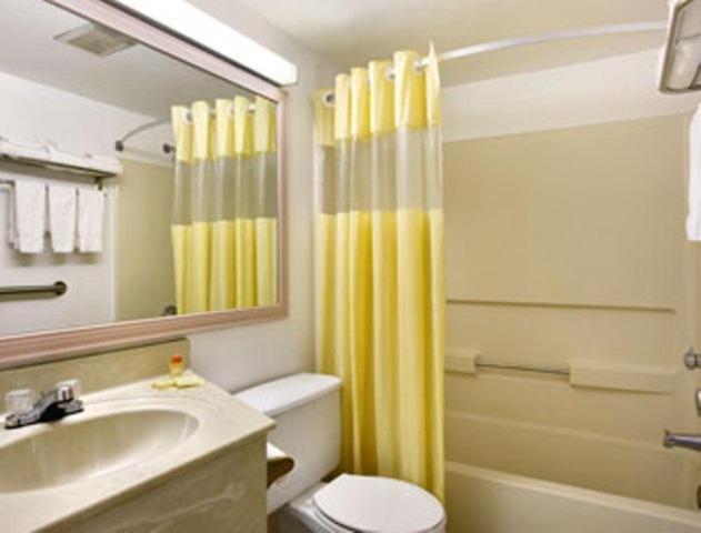 Rodeway Inn Leesburg Chain Of Lakes Kamer foto
